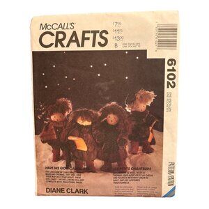 McCalls Pattern 6102 Christmas Caroling Dolls By Diane Clark